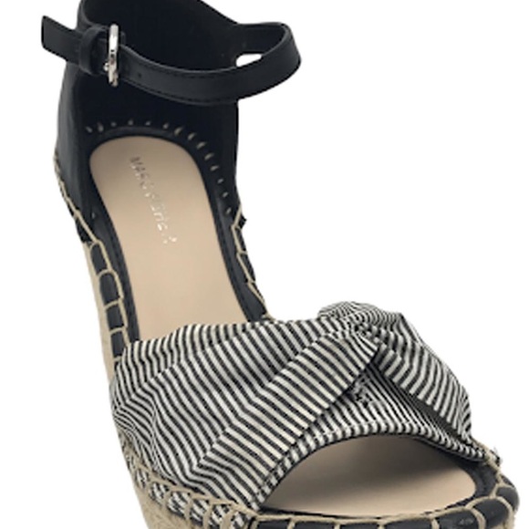 Marc Fisher Open-Toe Espadrille Wedges Karli NWOT - Picture 3 of 5